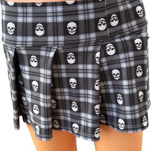 Black and White Plaid Skull Print Pleated micro Mini Skirt